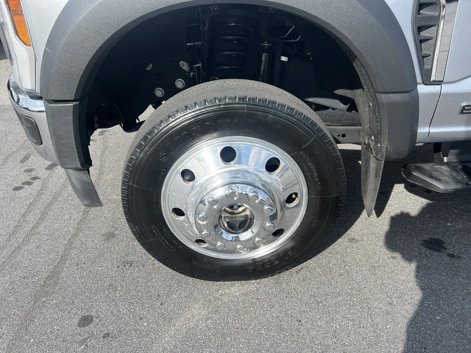 2024 Ford Super Duty 5th Gen - Image 7 of 12
