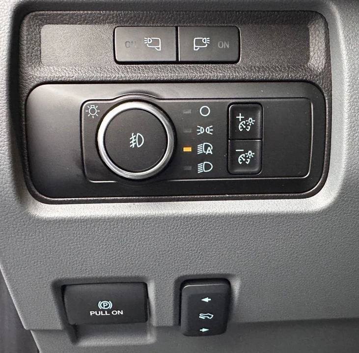 2024 Ford Super Duty 5th Gen - Image 17 of 21
