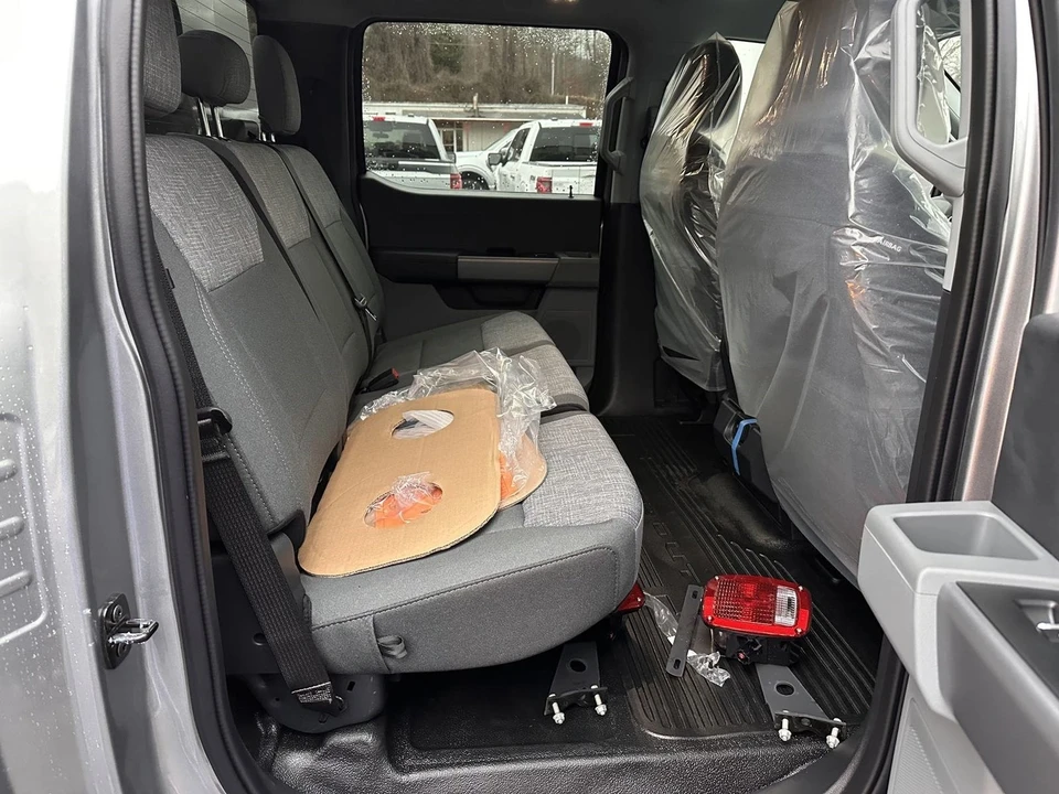 2024 Ford Super Duty 5th Gen - Image 14 of 21