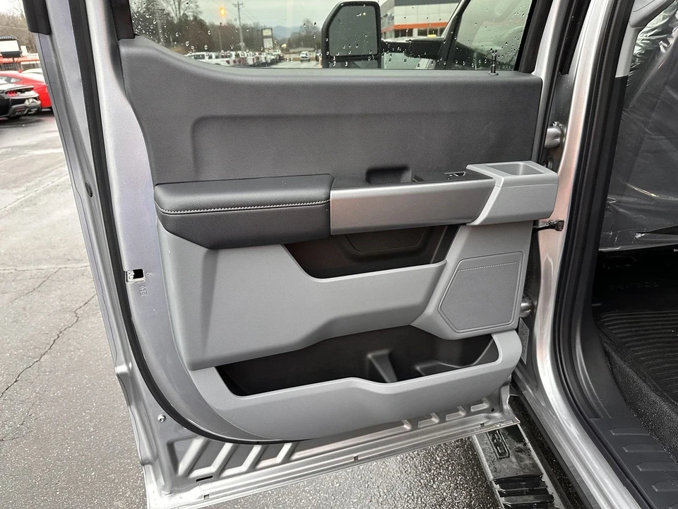 2024 Ford Super Duty 5th Gen - Image 9 of 21