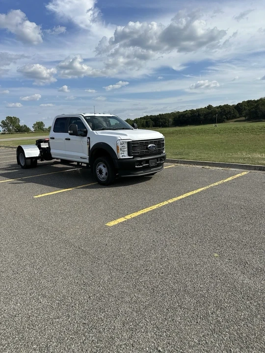 2024 Ford Super Duty 5th Gen - Image 2 of 19