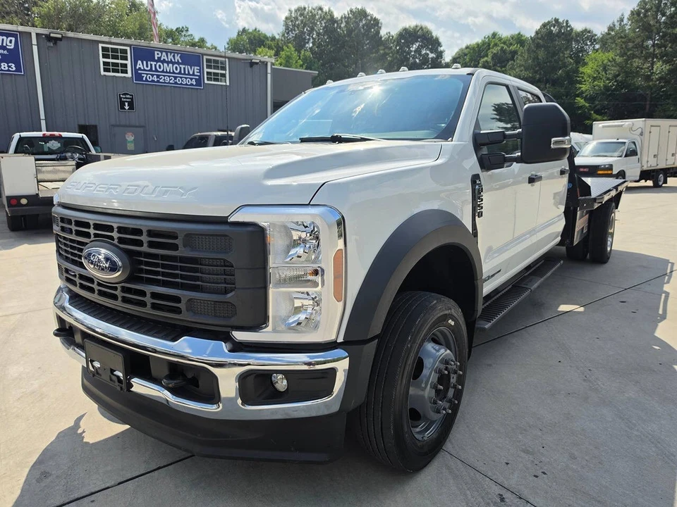2024 Ford Super Duty 5th Gen - Image 2 of 31