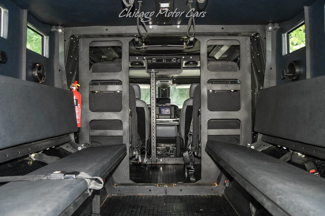 2024 Ford Super Duty 5th Gen - Image 25 of 31