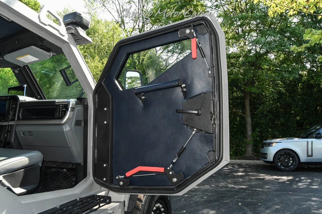 2024 Ford Super Duty 5th Gen - Image 28 of 31