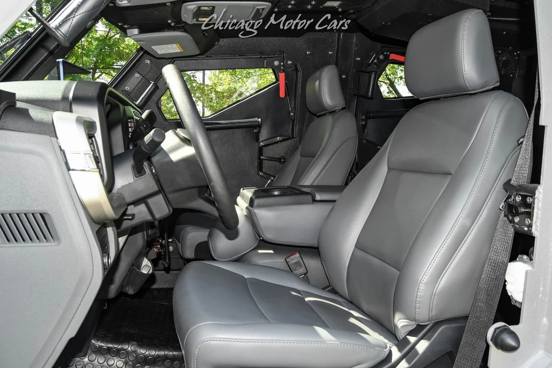 2024 Ford Super Duty 5th Gen - Image 17 of 31