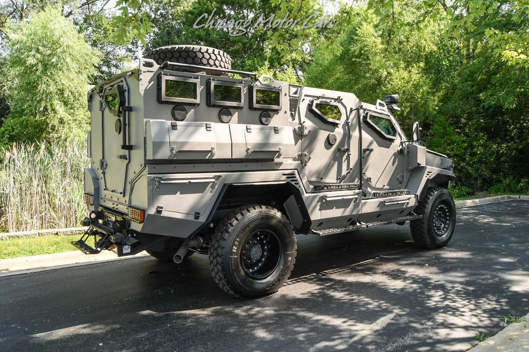 2024 Ford Super Duty 5th Gen - Image 5 of 31