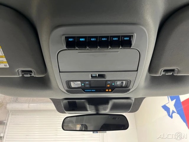 2024 Ford Super Duty 5th Gen - Image 17 of 24
