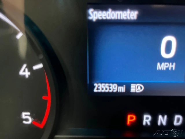 2024 Ford Super Duty 5th Gen - Image 15 of 24