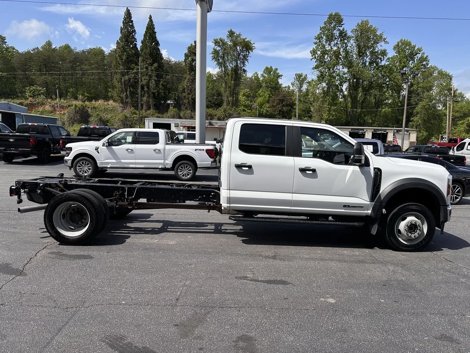 2024 Ford Super Duty 5th Gen - Image 5 of 28