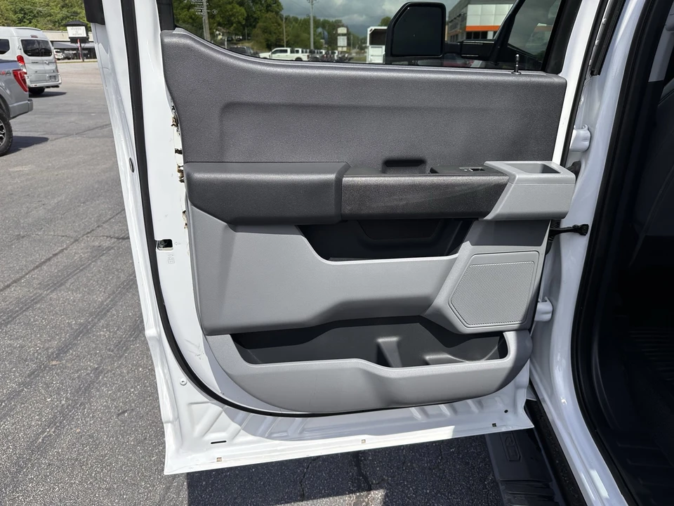 2024 Ford Super Duty 5th Gen - Image 9 of 28