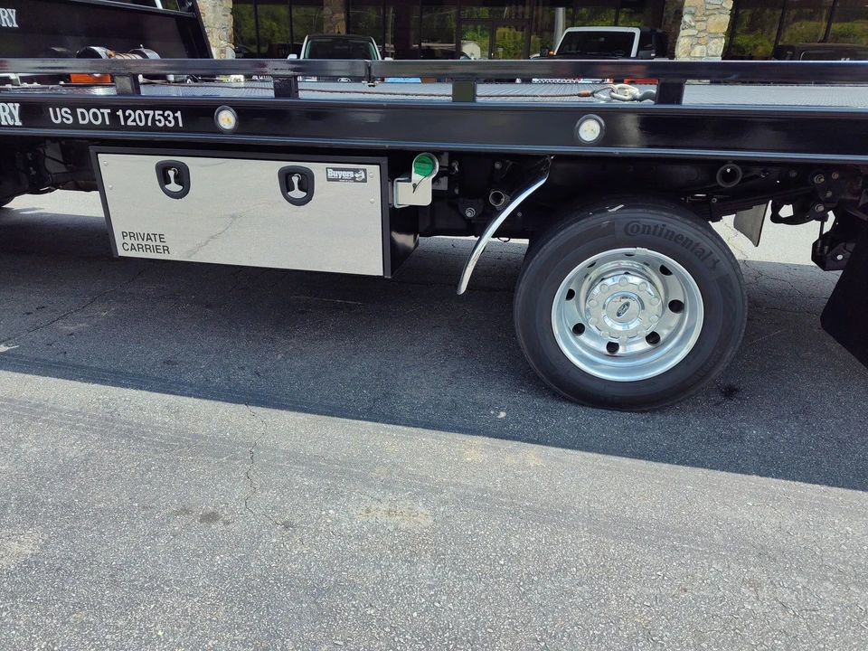 2024 Ford Super Duty 5th Gen - Image 4 of 21