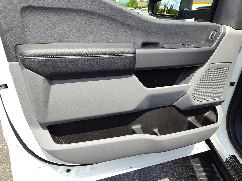 2024 Ford Super Duty 5th Gen - Image 19 of 21