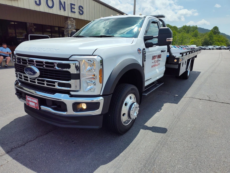 2024 Ford Super Duty 5th Gen - Image 3 of 21
