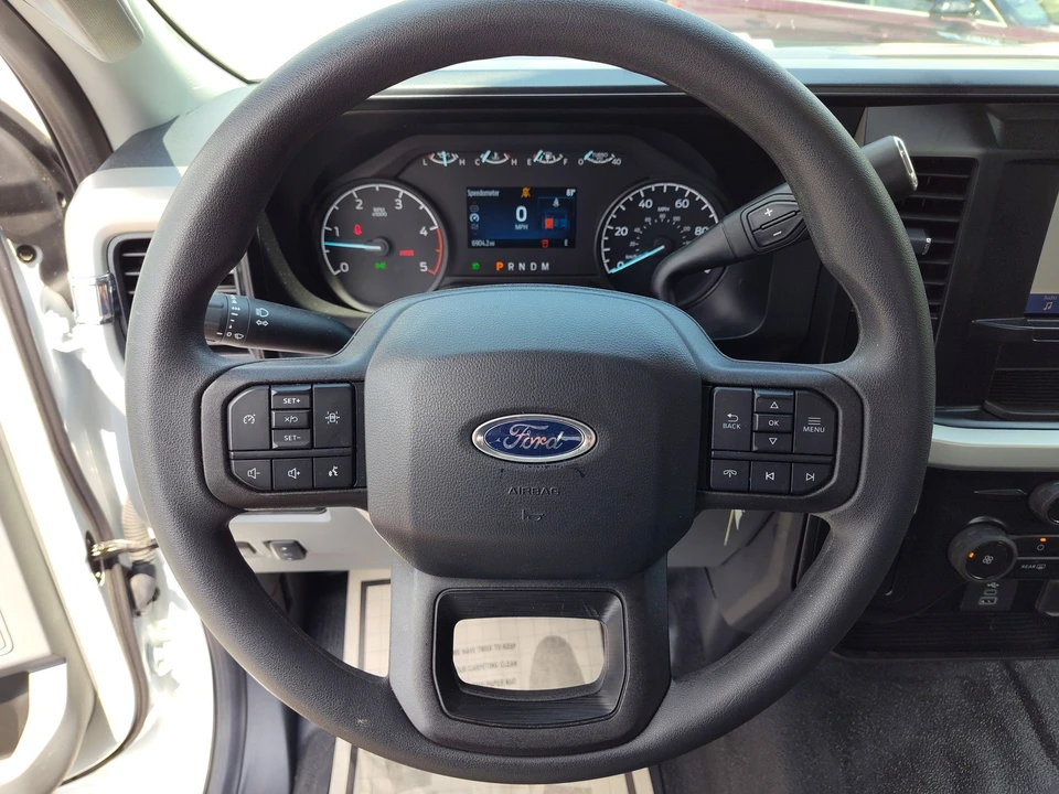 2024 Ford Super Duty 5th Gen - Image 29 of 31