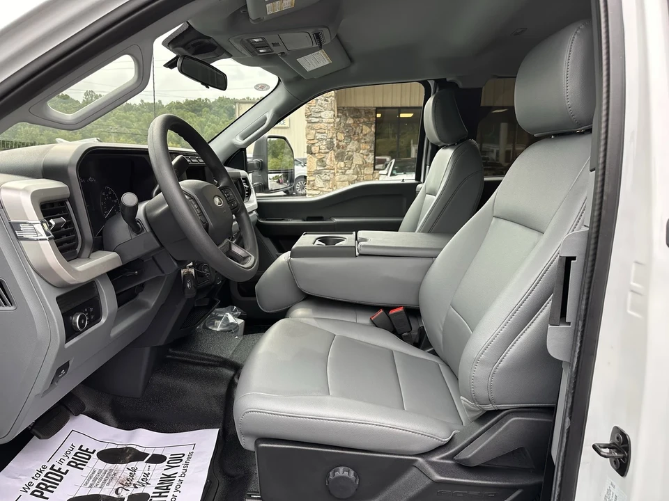 2024 Ford Super Duty 5th Gen - Image 8 of 12