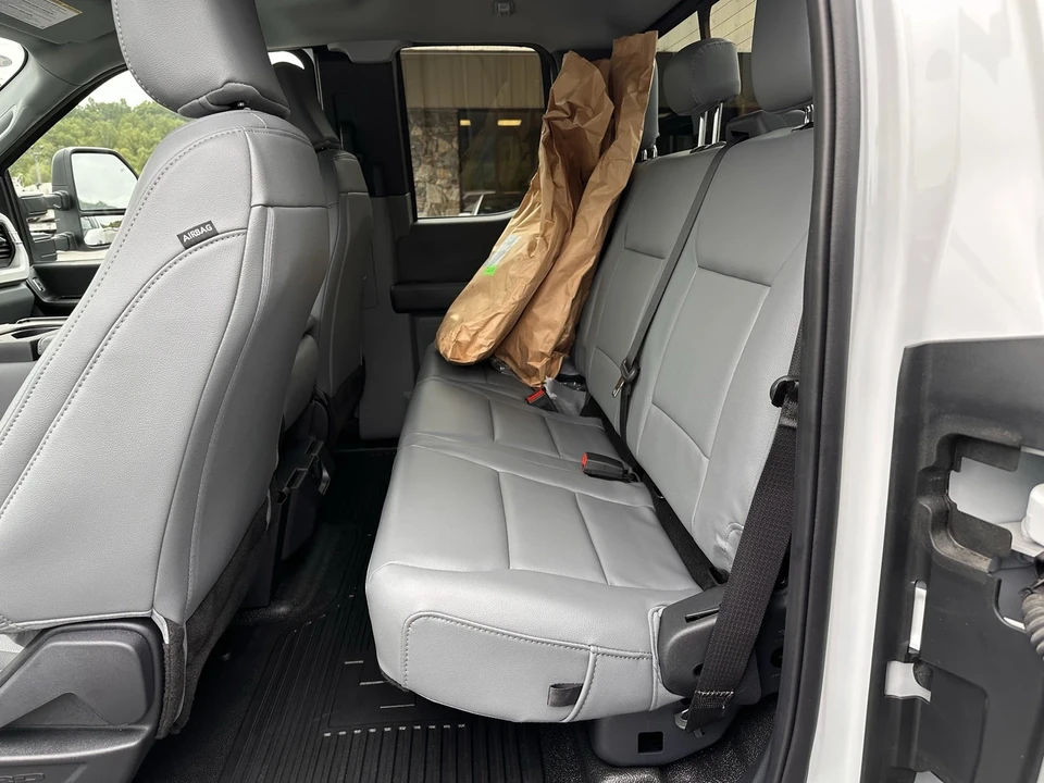 2024 Ford Super Duty 5th Gen - Image 10 of 12