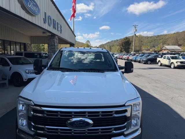 2024 Ford Super Duty 5th Gen - Image 4 of 12