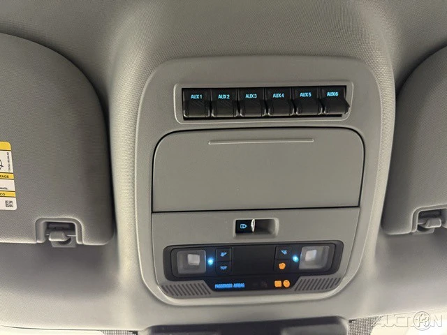 2024 Ford Super Duty 5th Gen - Image 18 of 19