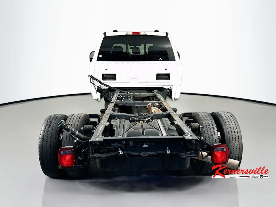2024 Ford Super Duty 5th Gen - Image 6 of 24