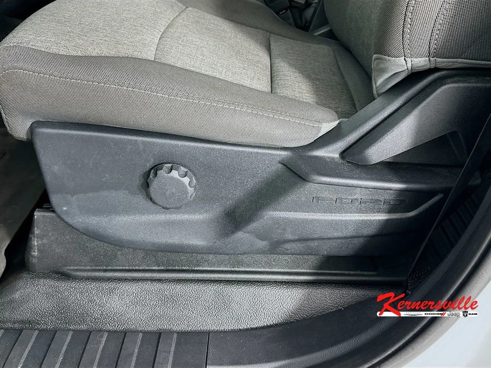 2024 Ford Super Duty 5th Gen - Image 20 of 24