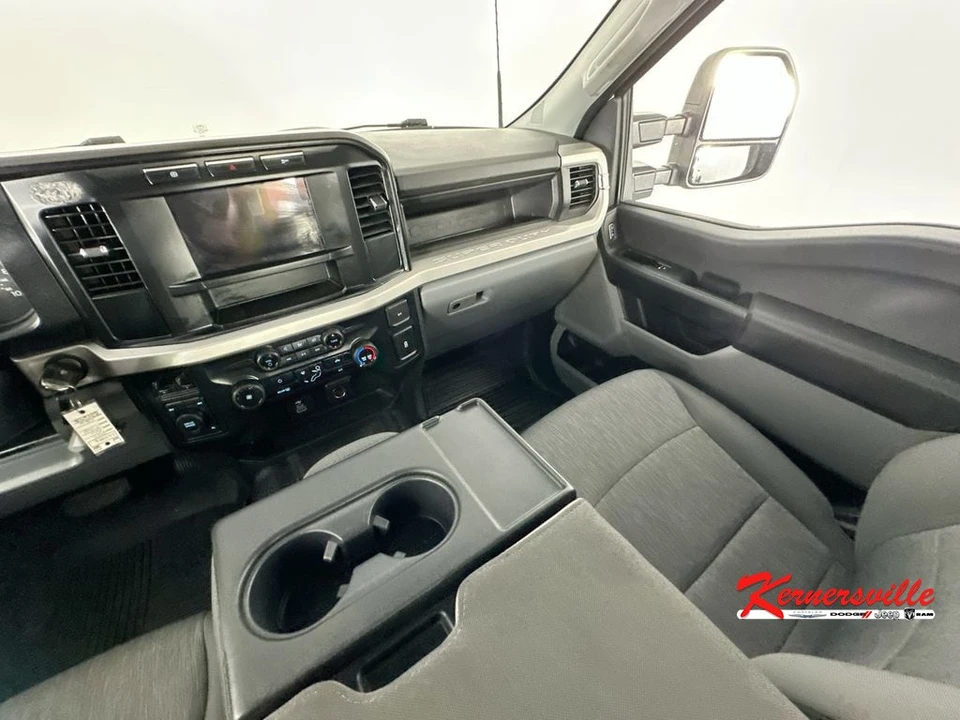 2024 Ford Super Duty 5th Gen - Image 11 of 24