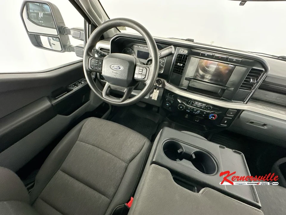 2024 Ford Super Duty 5th Gen - Image 9 of 24