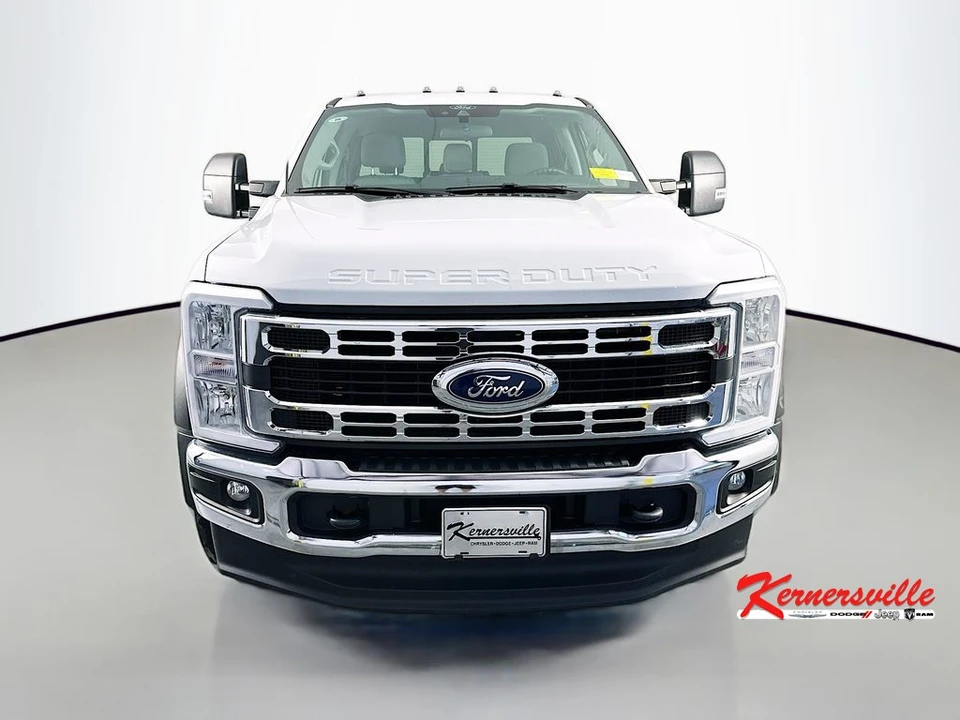 2024 Ford Super Duty 5th Gen - Image 2 of 24