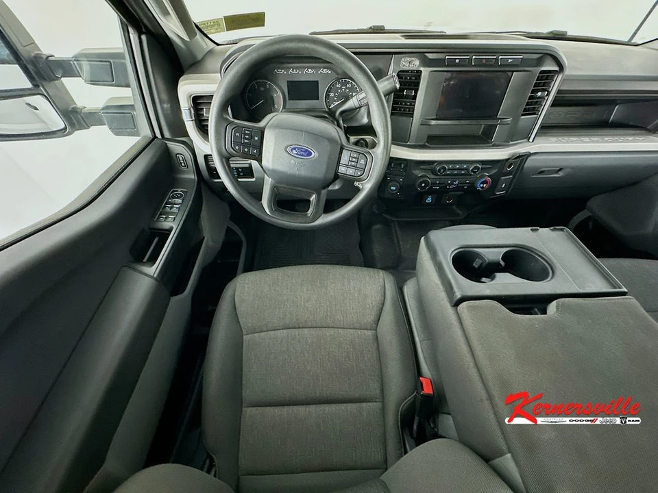 2024 Ford Super Duty 5th Gen - Image 9 of 24