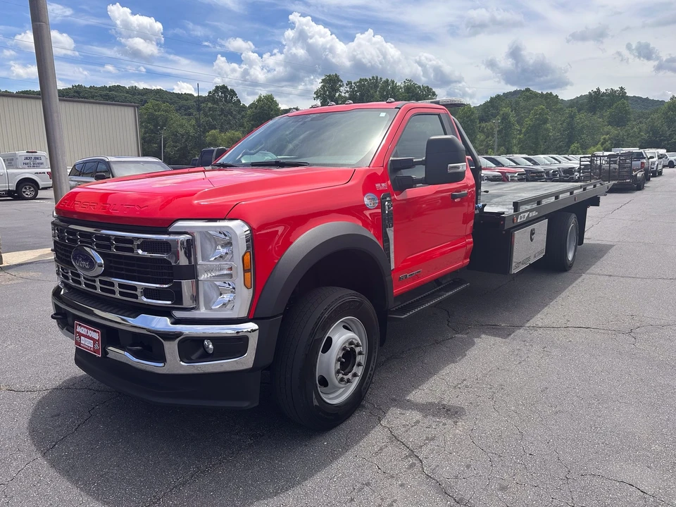 2024 Ford Super Duty 5th Gen - Image 2 of 24