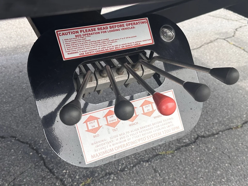 2024 Ford Super Duty 5th Gen - Image 7 of 24