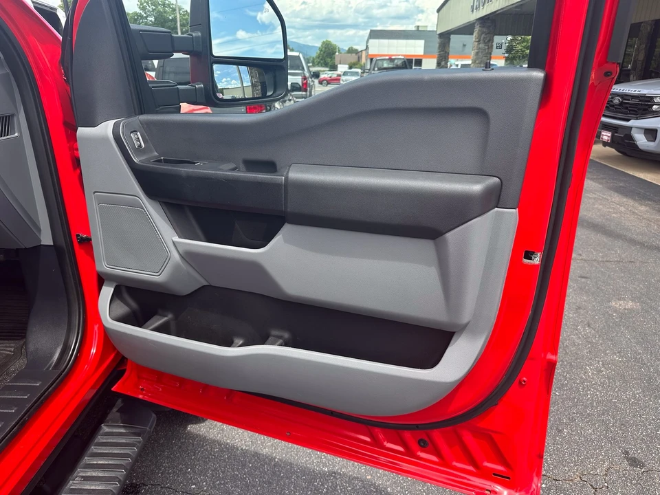2024 Ford Super Duty 5th Gen - Image 11 of 24