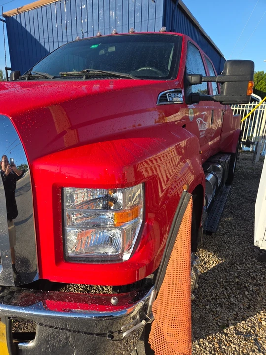 2024 Ford Super Duty 5th Gen - Image 3 of 16