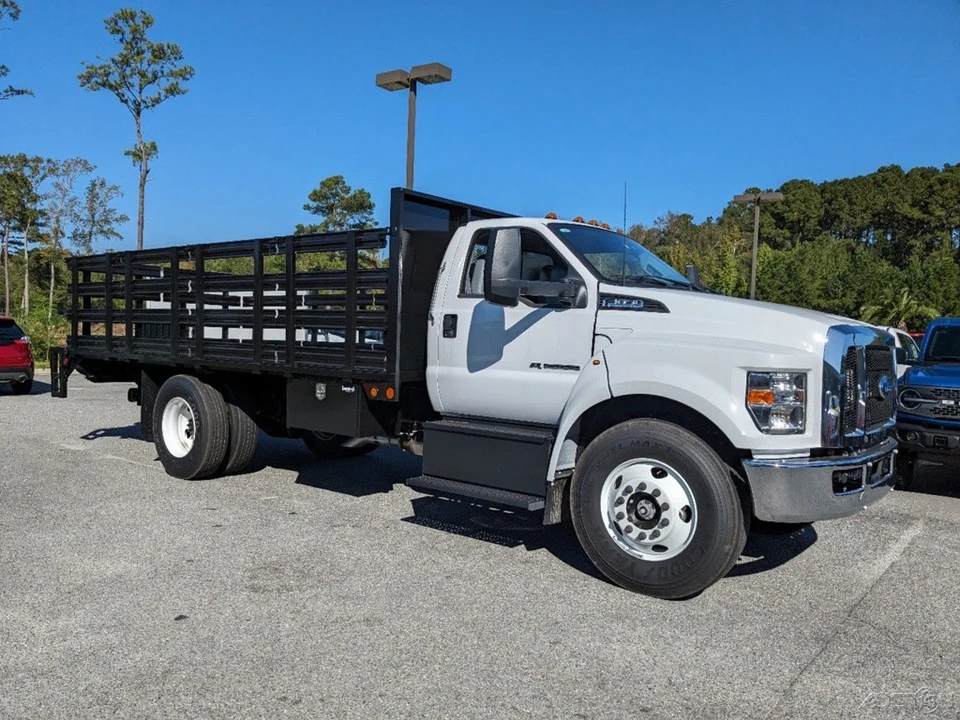2024 Ford Super Duty 5th Gen - Image 2 of 21