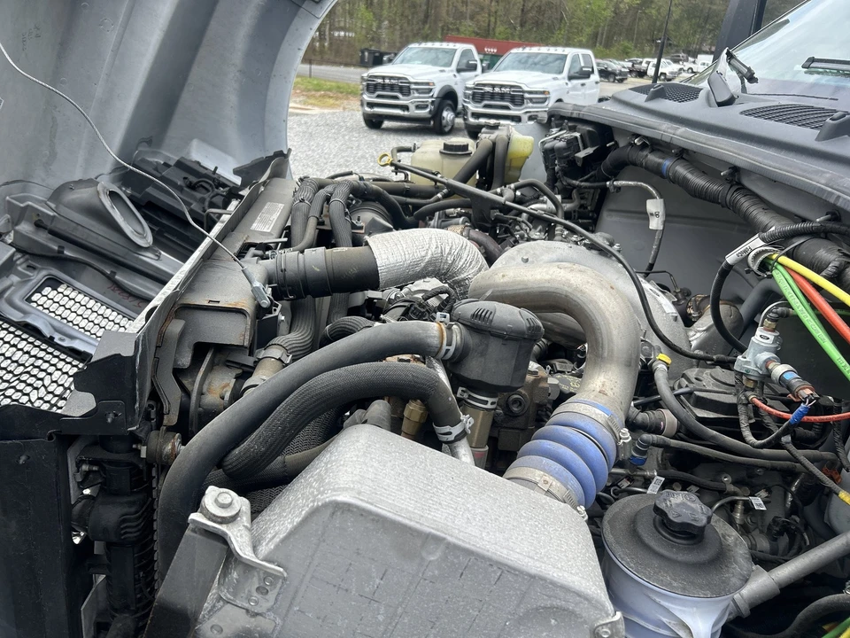 2024 Ford Super Duty 5th Gen - Image 20 of 31