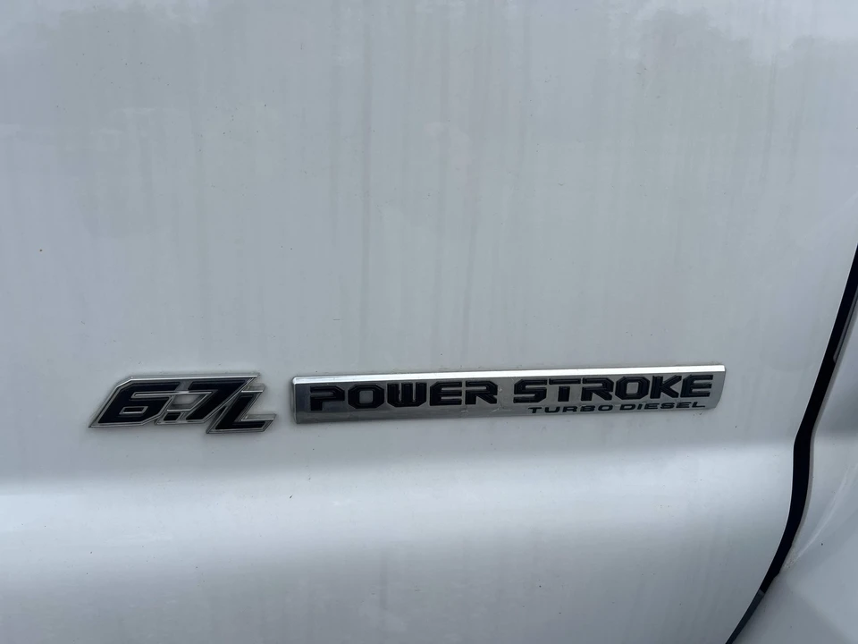 2024 Ford Super Duty 5th Gen - Image 18 of 31