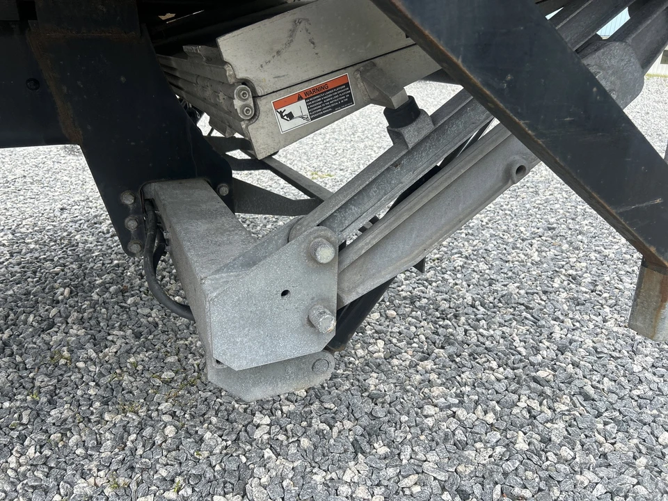 2024 Ford Super Duty 5th Gen - Image 9 of 31