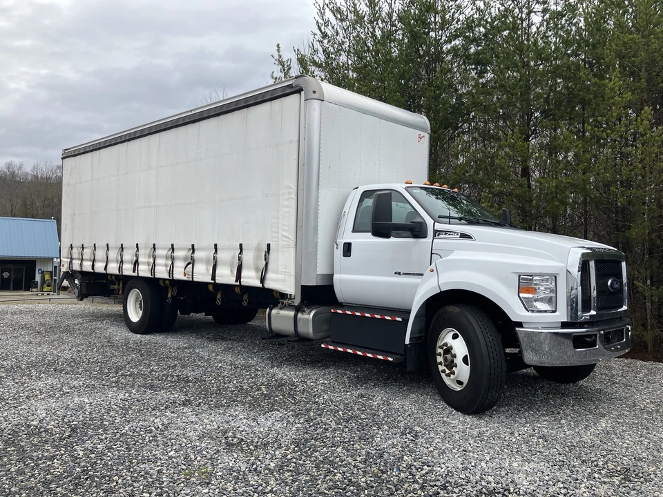 2024 Ford Super Duty 5th Gen - Image 2 of 31