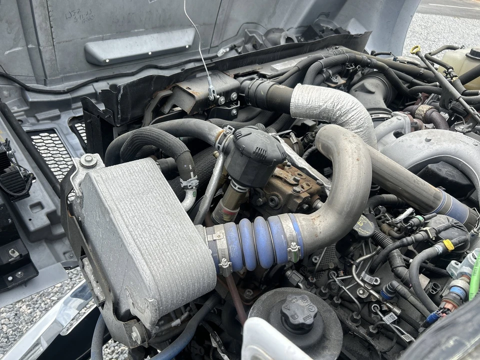 2024 Ford Super Duty 5th Gen - Image 21 of 31
