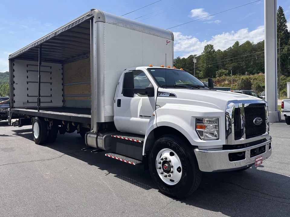 2024 Ford F-Series - Image 4 of 30