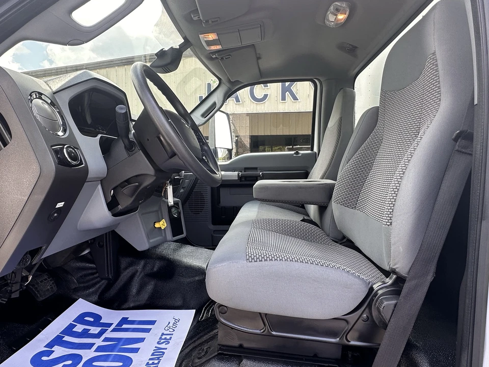 2024 Ford F-Series - Image 16 of 30