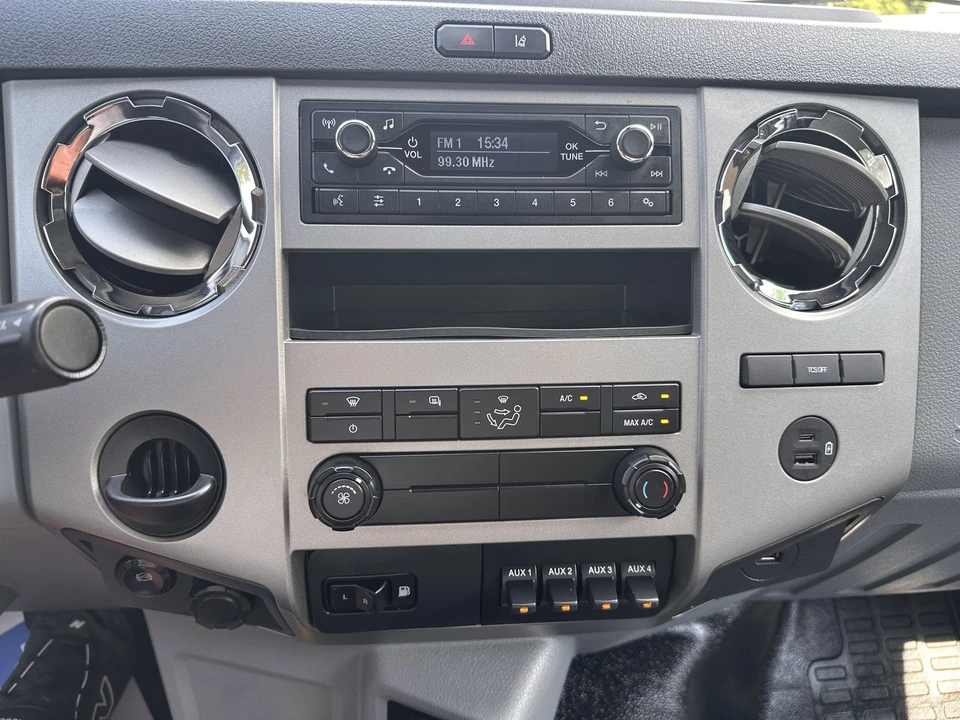2024 Ford F-Series - Image 25 of 30