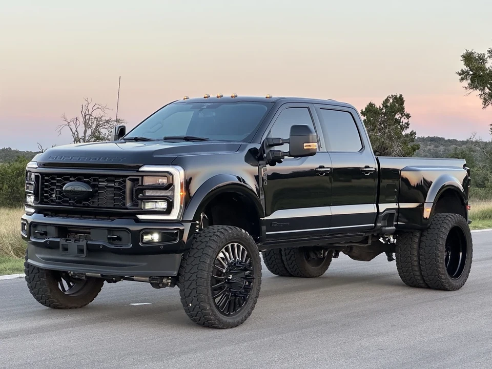 2024 Ford Super Duty 5th Gen - Image 7 of 18