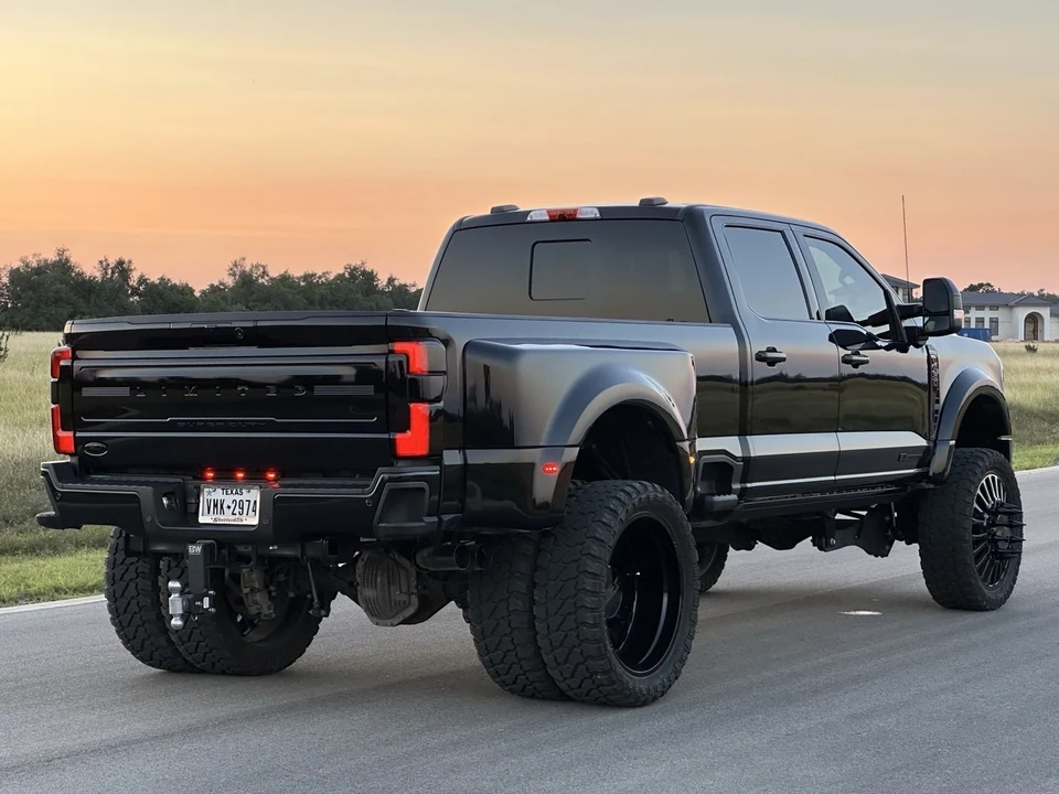 2024 Ford Super Duty 5th Gen - Image 3 of 18