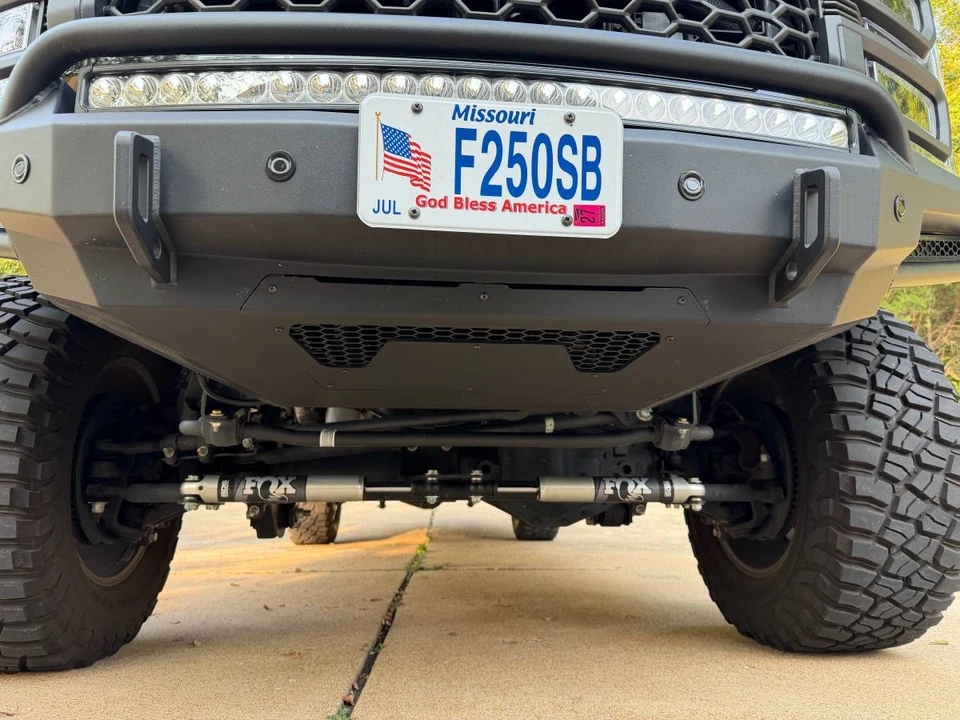 2024 Ford Super Duty 5th Gen - Image 9 of 11