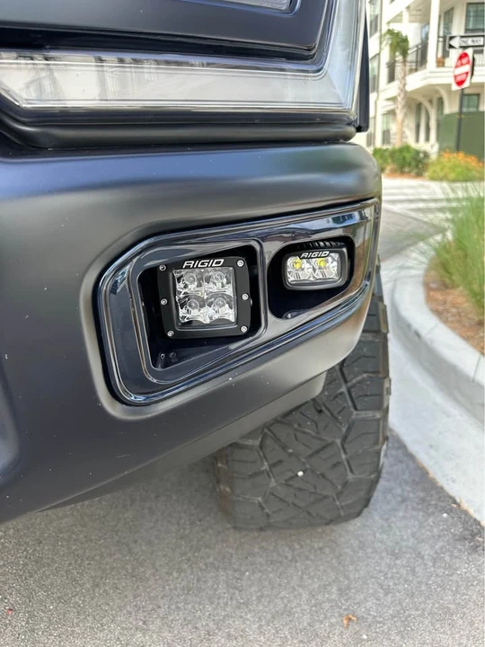 2024 Ford Super Duty 5th Gen - Image 2 of 21
