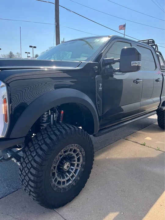 2024 Ford Super Duty 5th Gen - Image 7 of 9