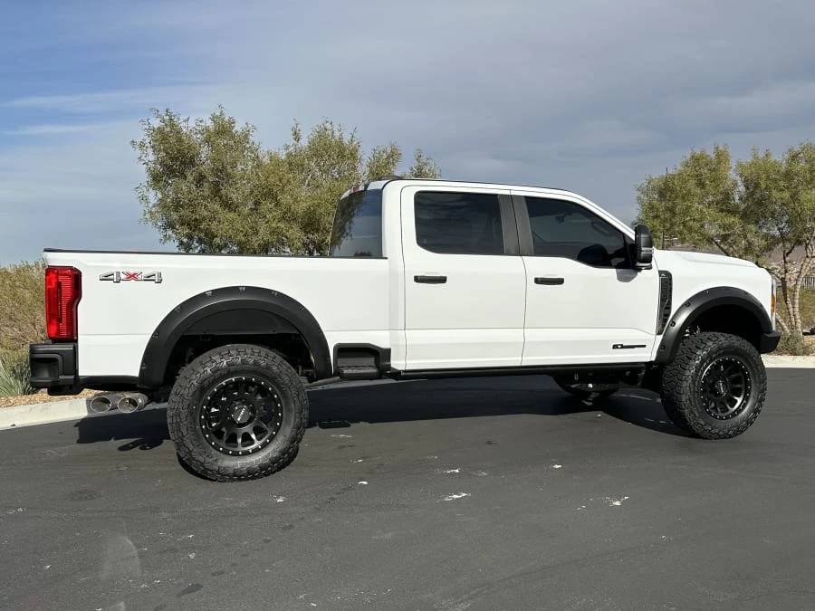 2024 Ford Super Duty 5th Gen - Image 12 of 31