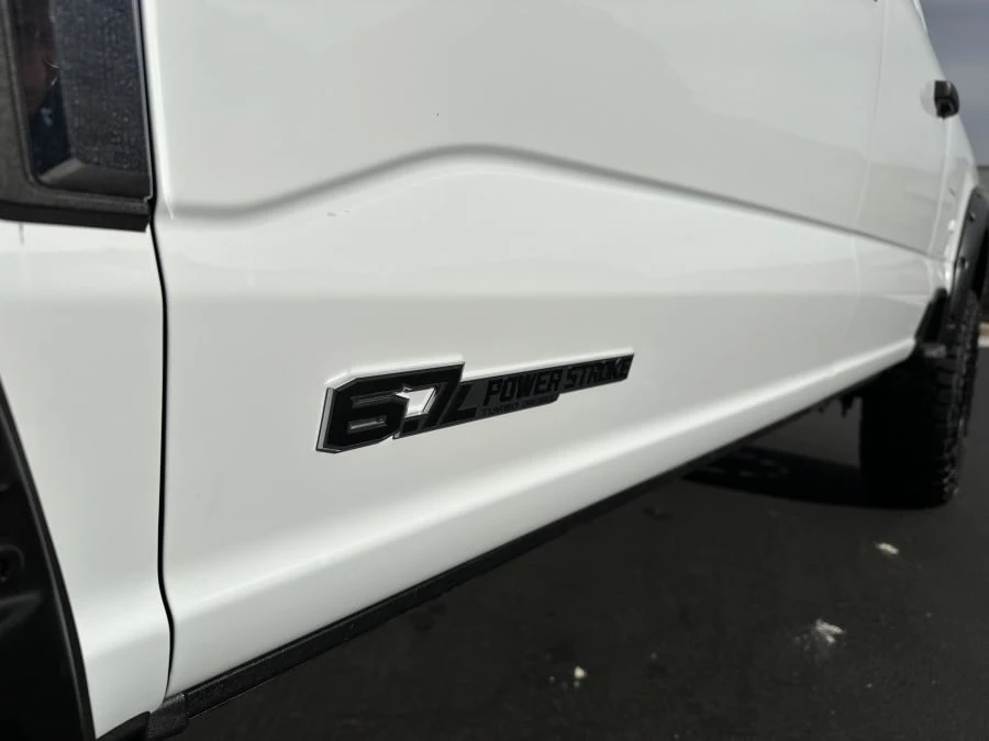 2024 Ford Super Duty 5th Gen - Image 23 of 31