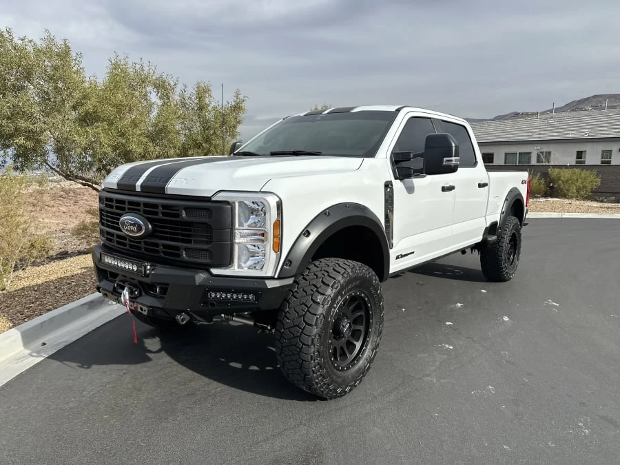 2024 Ford Super Duty 5th Gen - Image 10 of 31