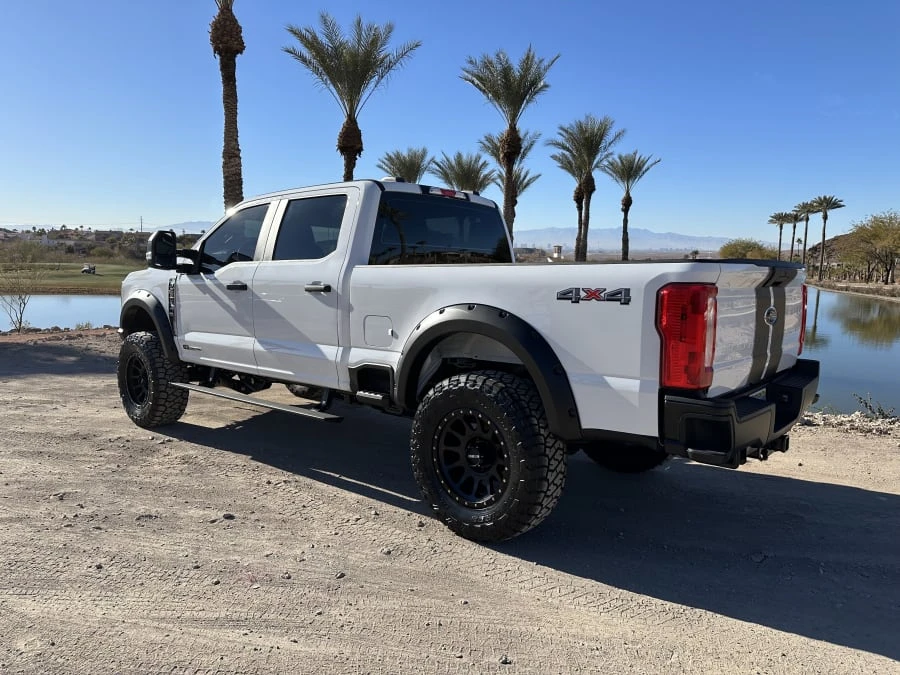 2024 Ford Super Duty 5th Gen - Image 16 of 31